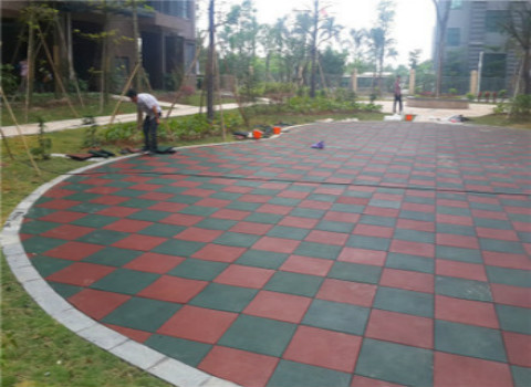 �ˮ�׃��@���z�ܵ�